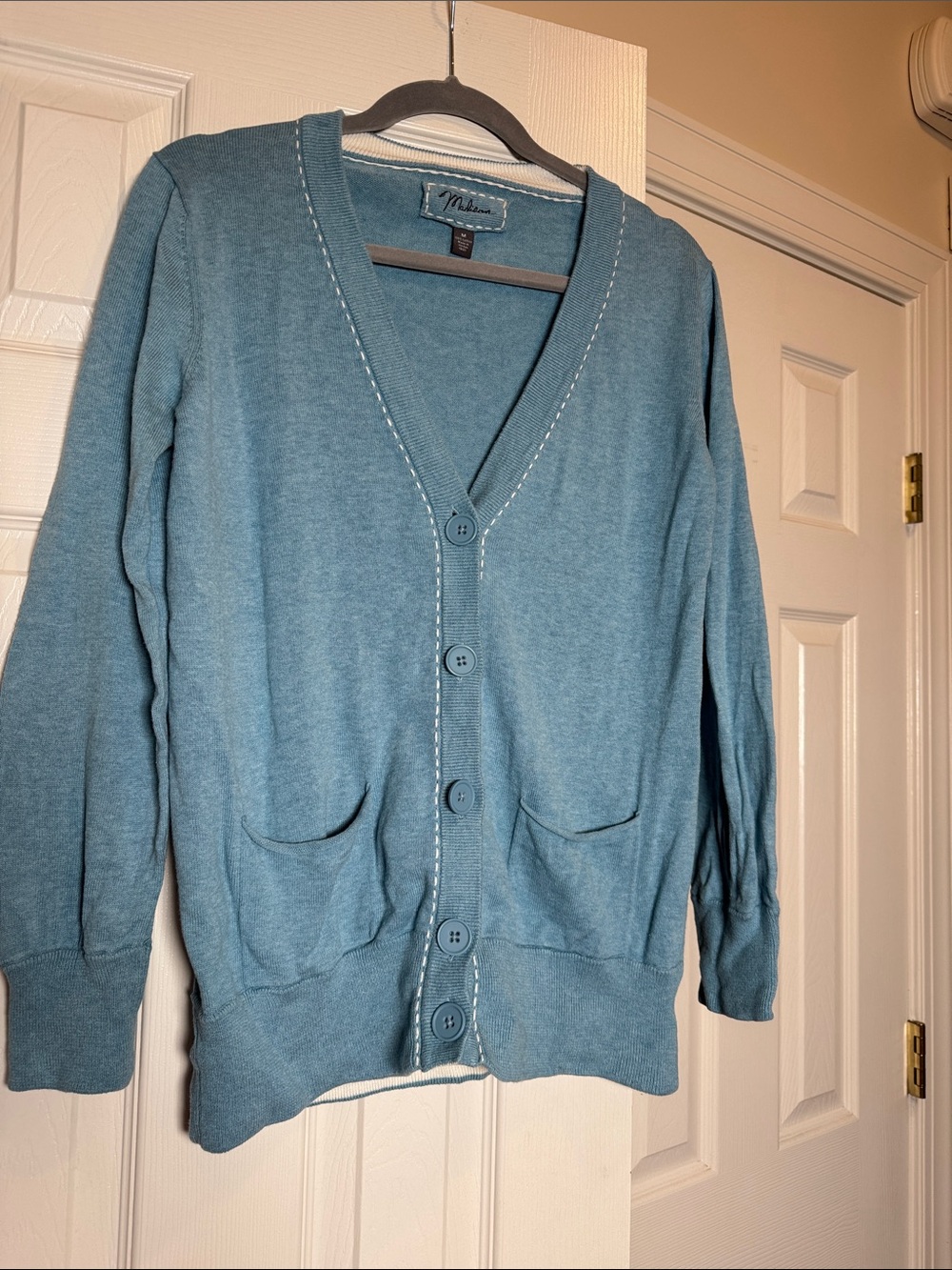 Madison Blue-Green Button Front V-Neck Cardigan size M